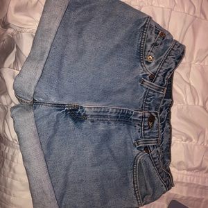 Levi shorts!!!